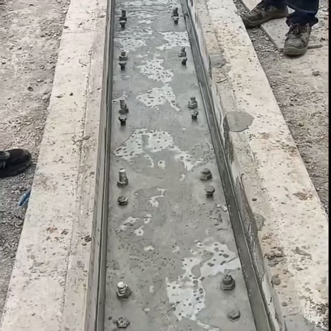 龙陵环氧树脂轨道胶泥是什么？用在哪里？